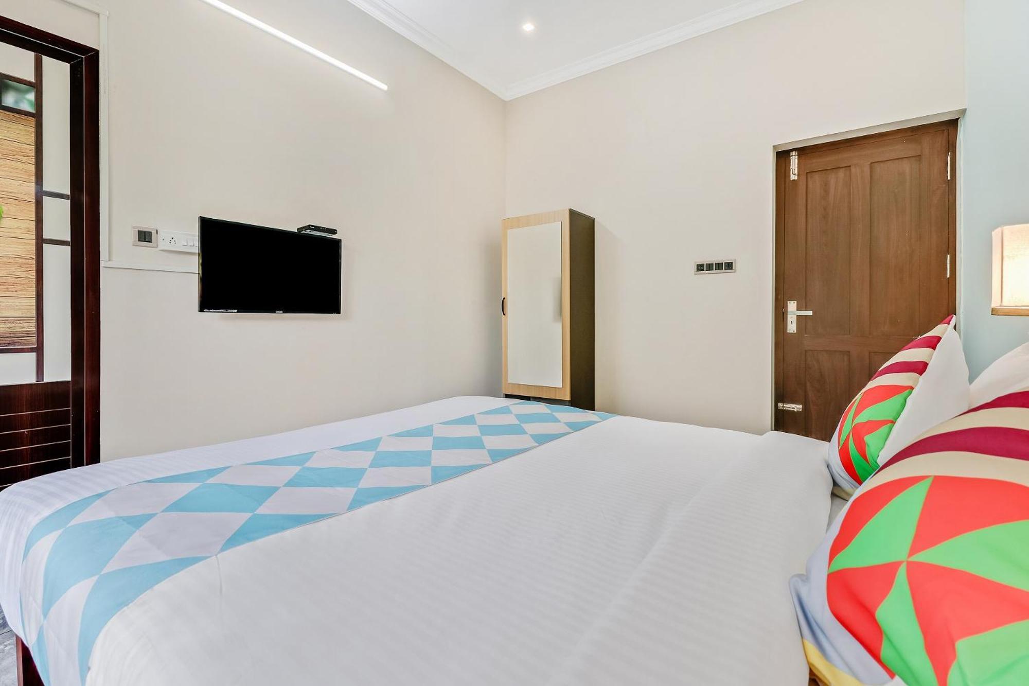 Hotel O Home Royal Salem Kakkayam Bagian luar foto