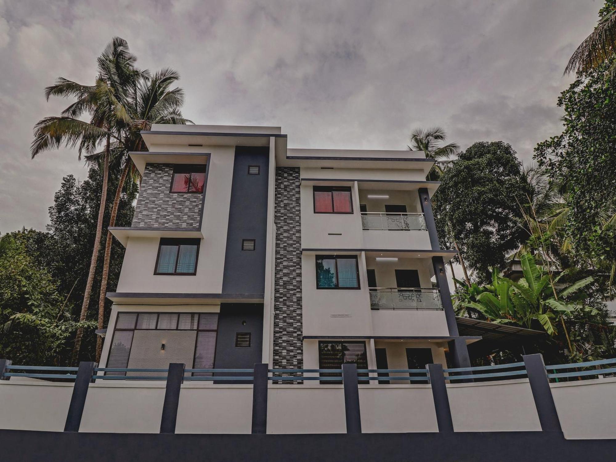 Hotel O Home Royal Salem Kakkayam Bagian luar foto